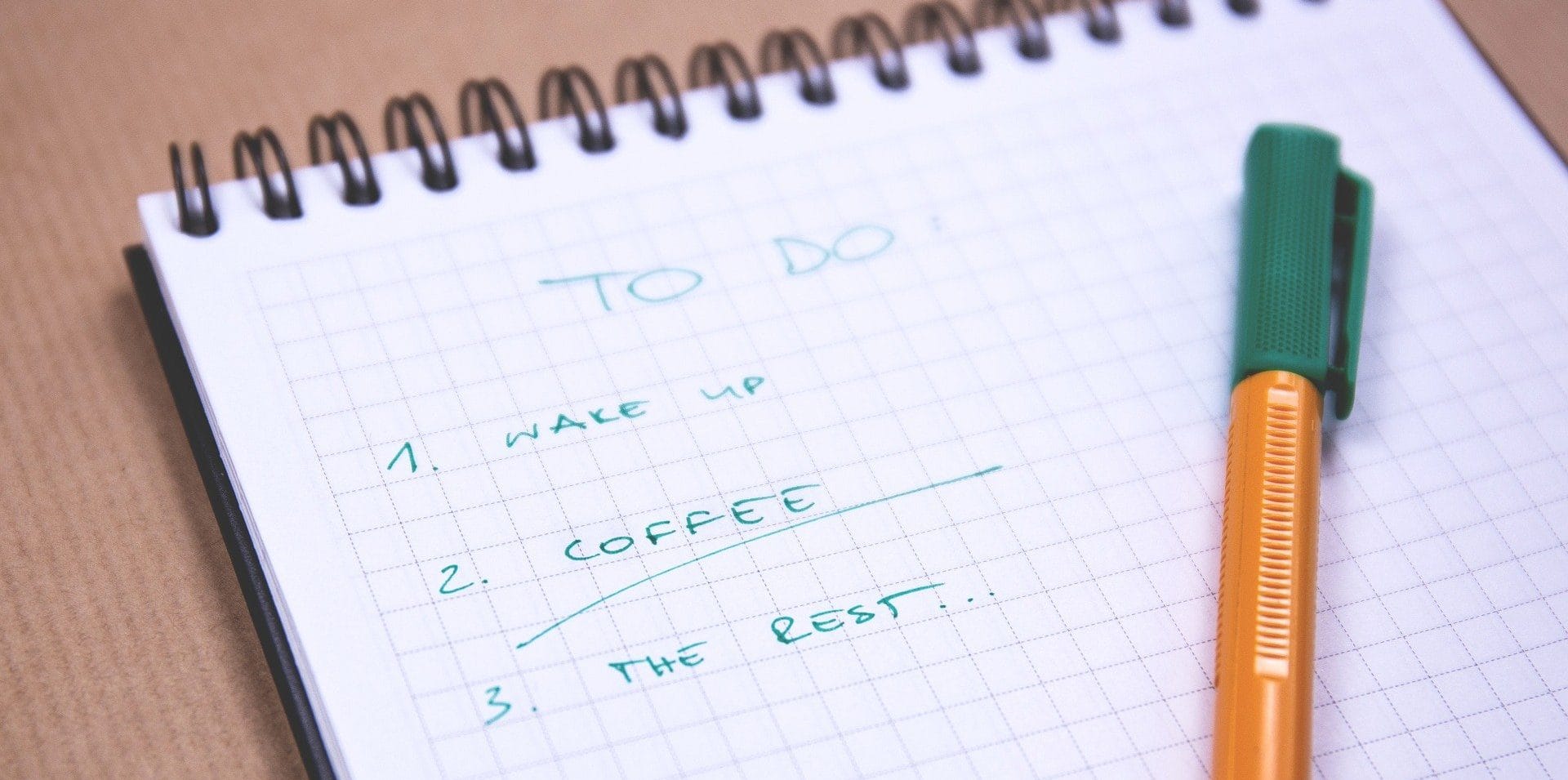 Image: Checklist with a pen