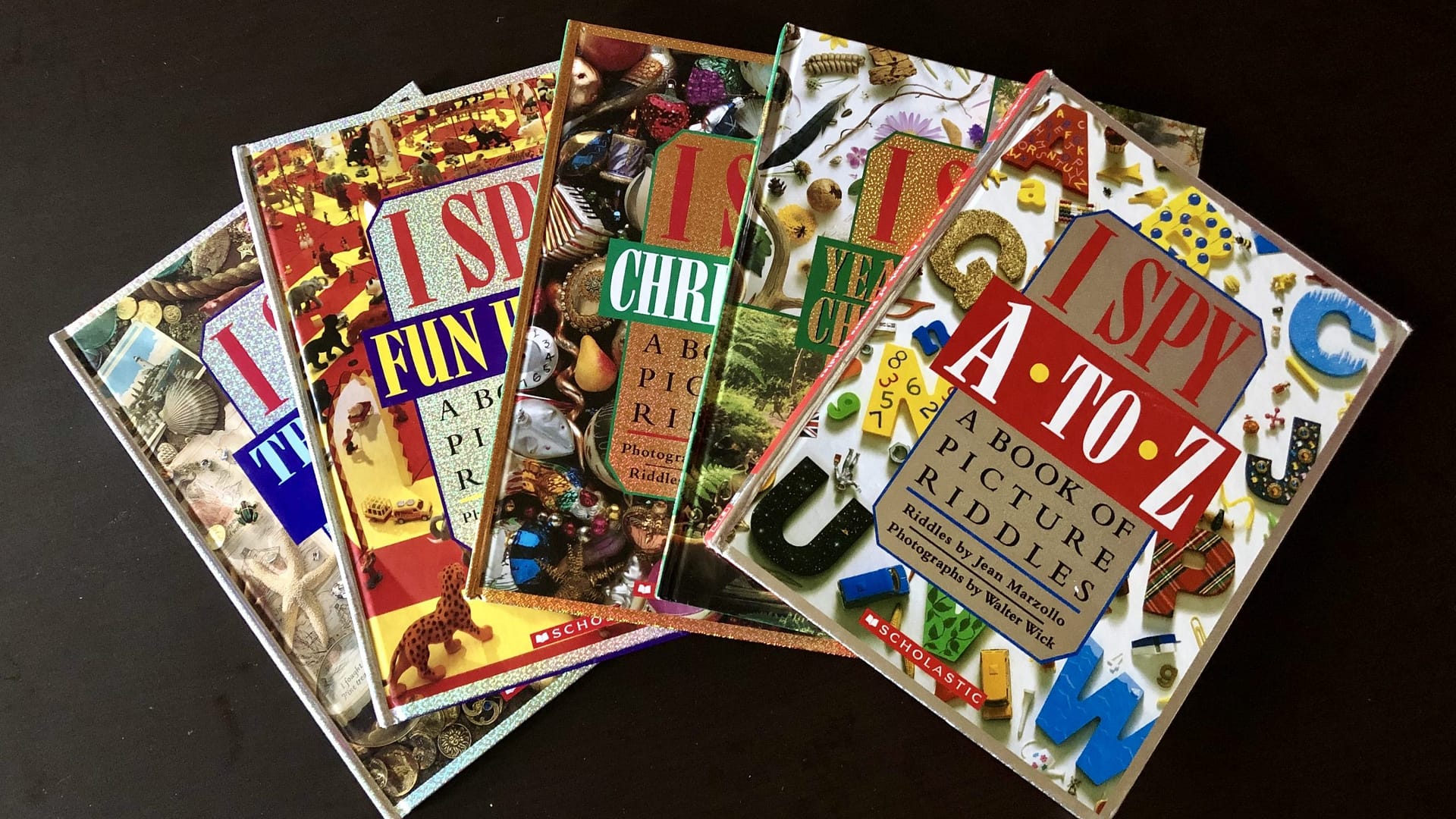 Image: Selection of "I SPY" books