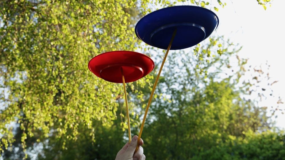 Image: juggling plates